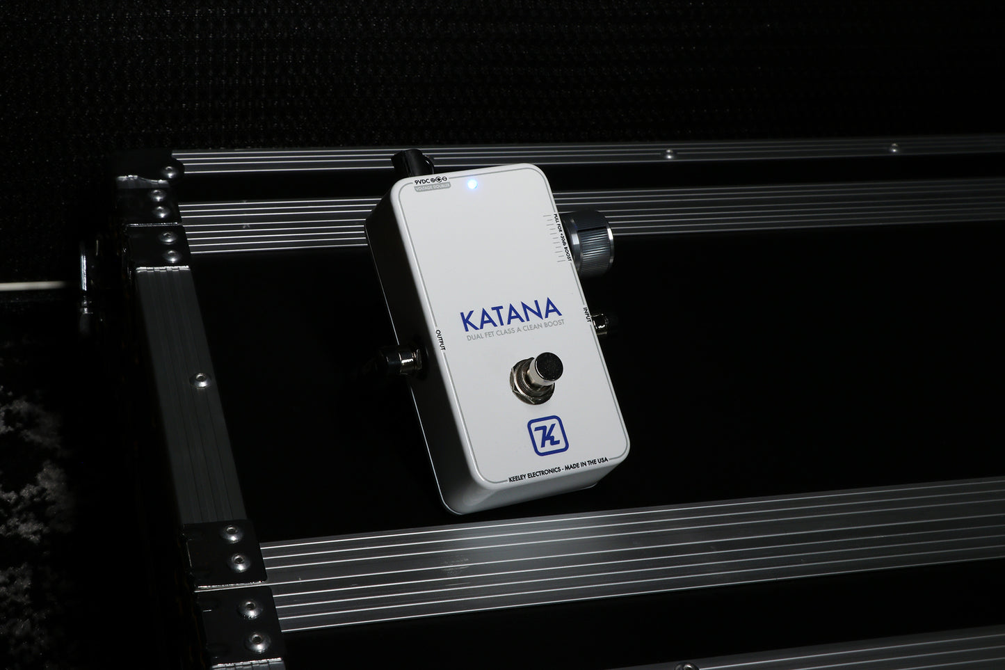 Used Keeley Katana Clean Boost Pedal - Throwback White Edition